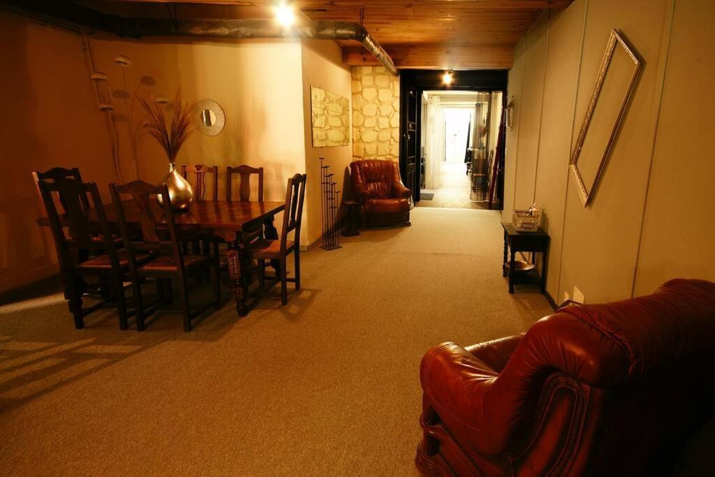 Chambre Dans Maison De Ville - 2 Personnes 올롱생테마리 외부 사진